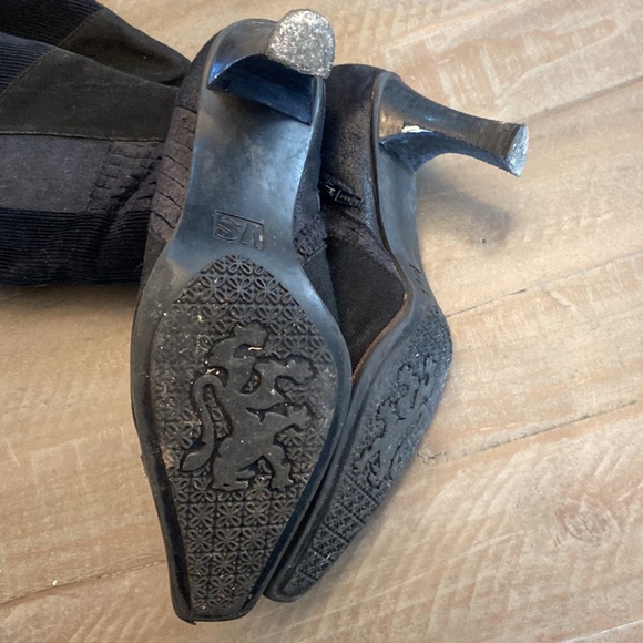 Knee high boots - Picture 5 of 8